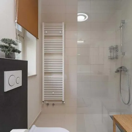 Leone Comfortable Holiday Villa *