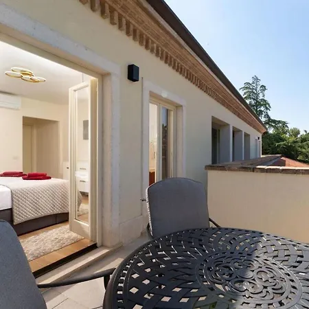 Leone Comfortable Holiday Porec