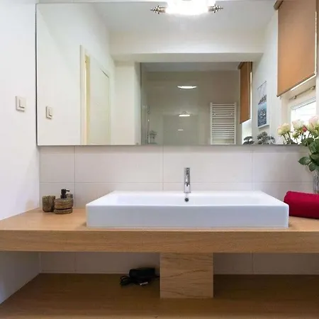 Villa Leone Comfortable Holiday