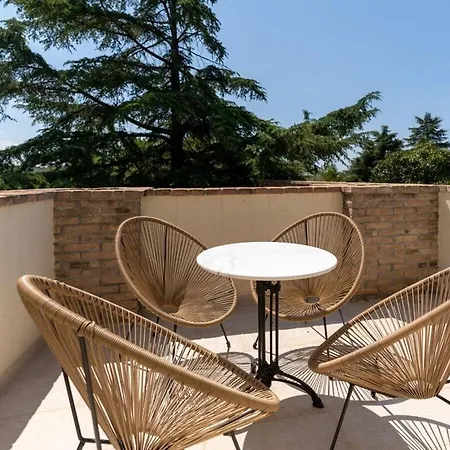Leone Comfortable 4*