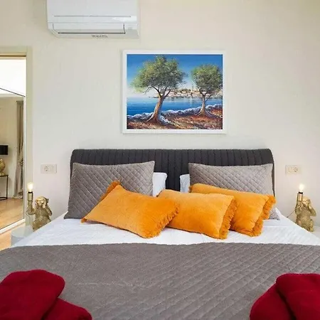 Leone Comfortable 4* Πόρετς